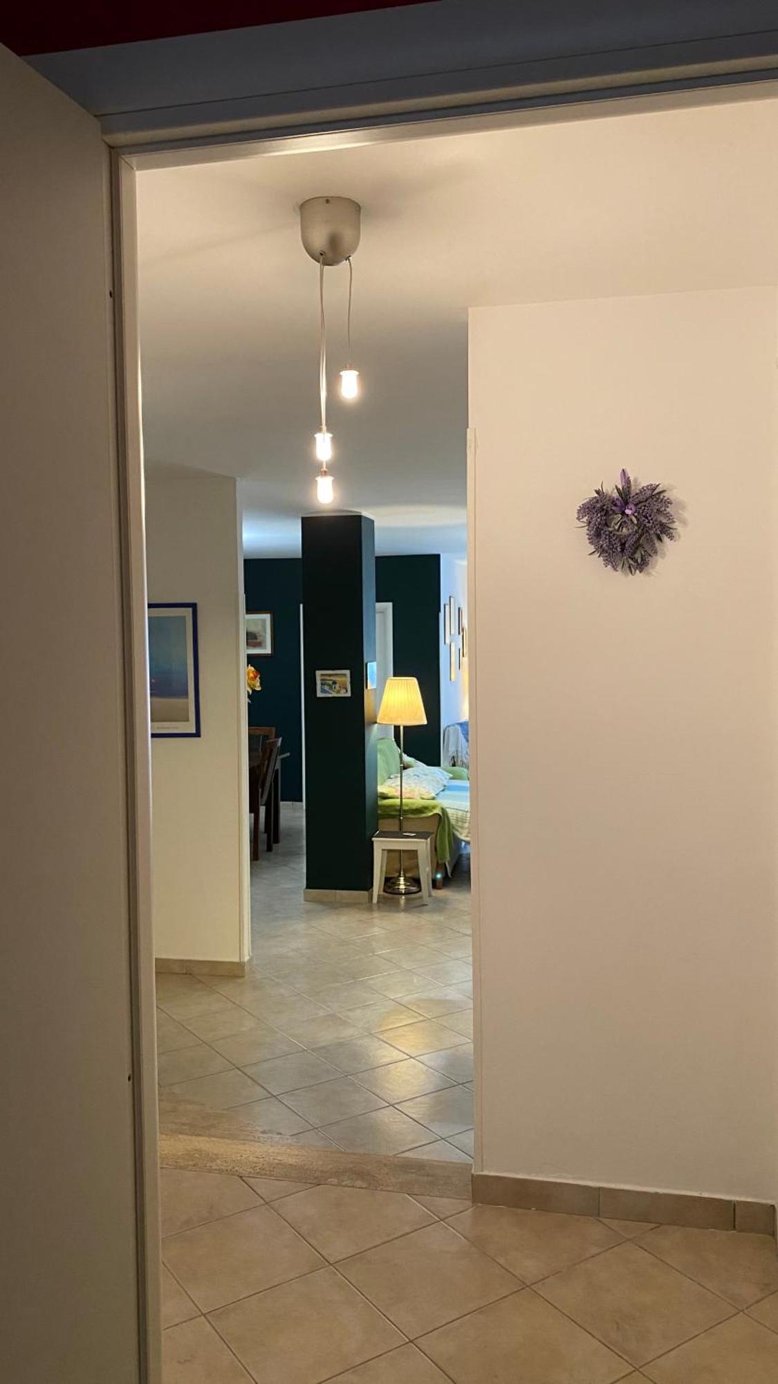 شقة The Wild Lavender Cecchina المظهر الخارجي الصورة
